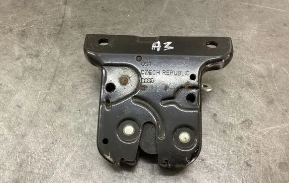 Audi A3 S3 8P Rear door lock