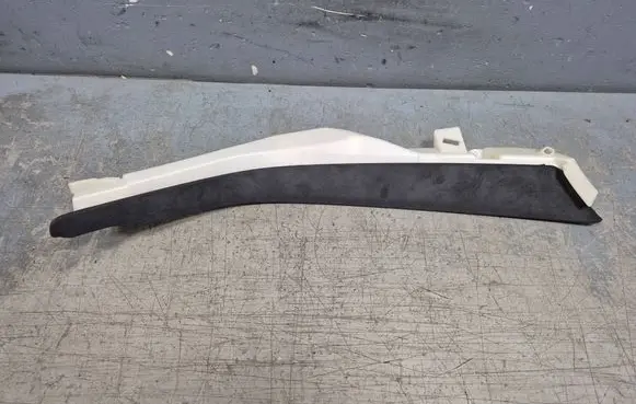 Audi RS Q8 (C) pillar trim 4M8880756