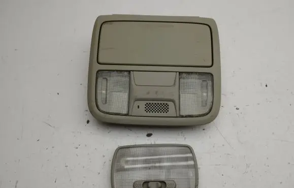 Honda Accord Front seat light 2Z4D