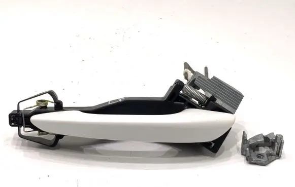 Mazda 3 Rear door exterior handle 
