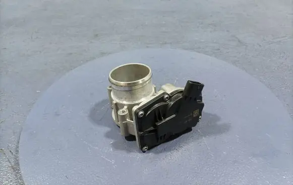 Hyundai i20 (PB PBT) Throttle body valve 35150-07200