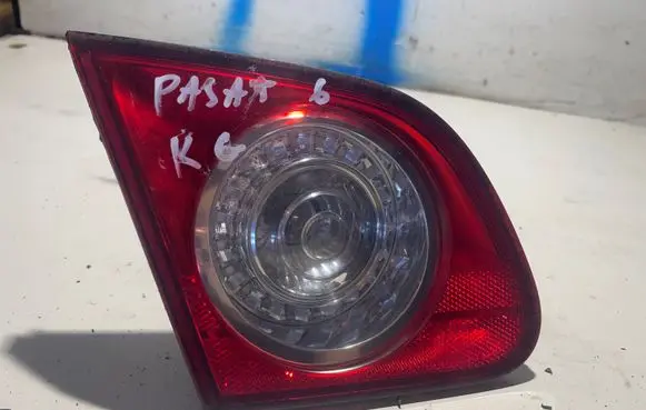 Volkswagen PASSAT B6 Tailgate rear/tail lights 273001