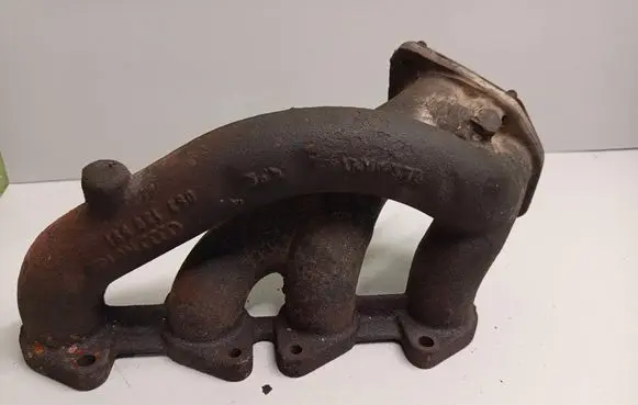 Audi 80 90 S2 B4 Exhaust manifold 053129591