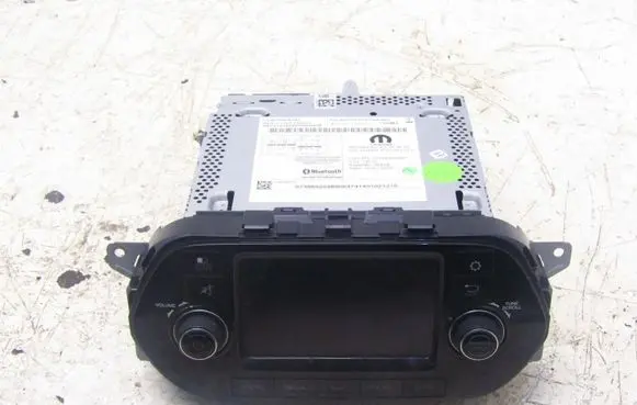 Fiat Tipo Navigation unit CD/DVD player 07356525580