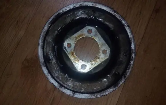 Renault Megane I Crankshaft pulley 7700864702