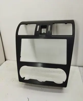 Subaru Impreza IV Climate control/heater control trim 