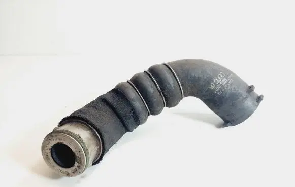 Audi A4 S4 B7 8E 8H Intercooler hose/pipe 8E0145790P