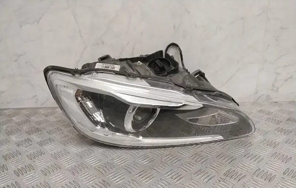 Volvo V60 Headlight/headlamp 31420262