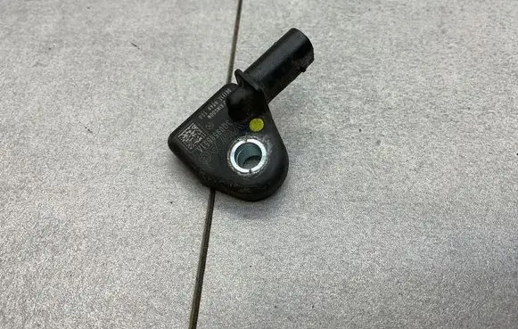 Volkswagen PASSAT B8 Airbag deployment crash/impact sensor 3Q0959651A