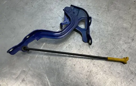 Hyundai i10 Engine bonnet/hood hinges 