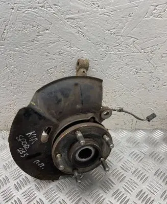 Front wheel hub