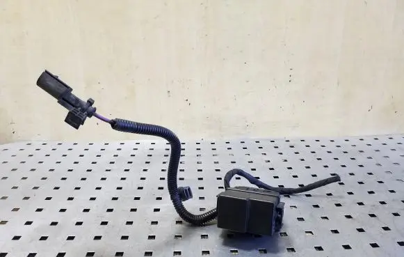 Volvo XC70 Relay mounting block 