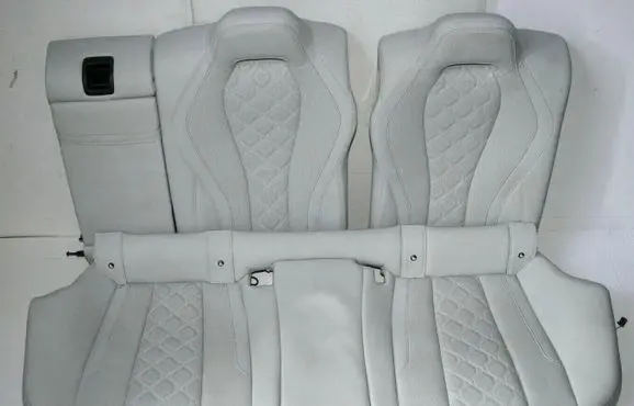 BMW 8 G14 Rear seat 