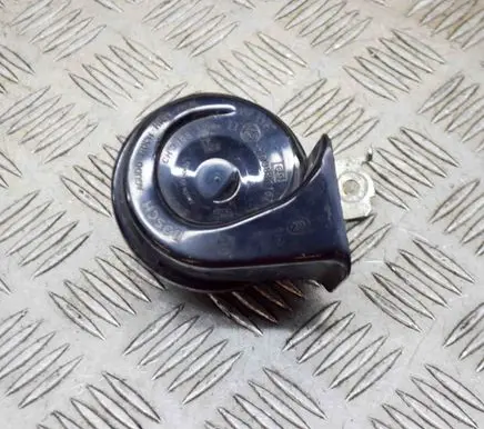 Volkswagen PASSAT B7 Horn signal E9001157