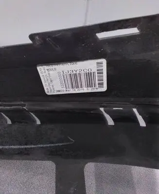 Dodge Charger Fender grill TJ3Y2C0