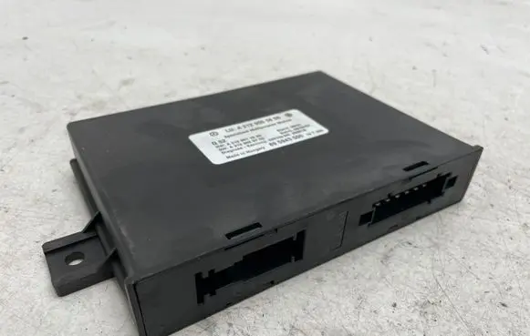 Mercedes-Benz E W212 Other control units/modules A2129003806 A2129011000 A2129029702