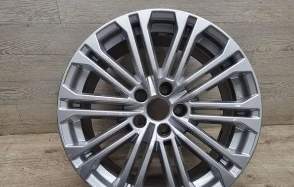 Audi A4 S4 B9 8W R18 alloy rim 8W0601025EE