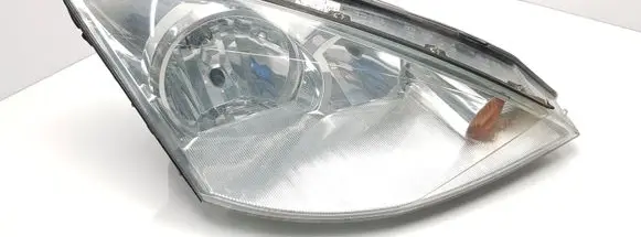 Ford Focus Headlight/headlamp 2M5113W029BD
