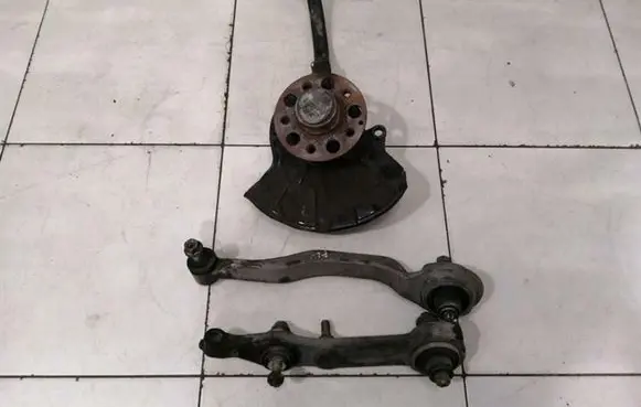 Mercedes-Benz CLS AMG C219 Front suspension assembly kit set A2113305120 A2113306620