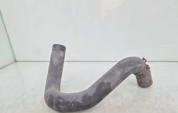 Toyota Avensis T270 Engine coolant pipe/hose