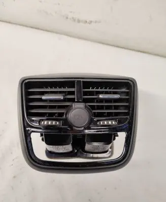 Rear air vent grill