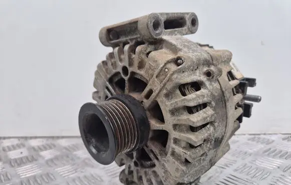 Mercedes-Benz Sprinter W907 W910 Generator/alternator A0009068404