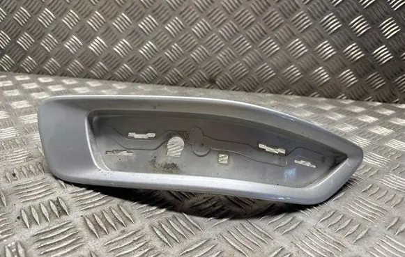 Volvo XC70 Rear tail light reflector 30744513