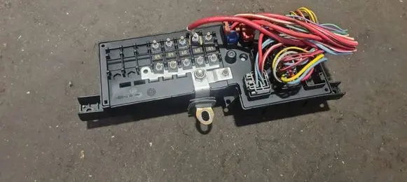 Volvo S60 Fuse module 8678449 518828017