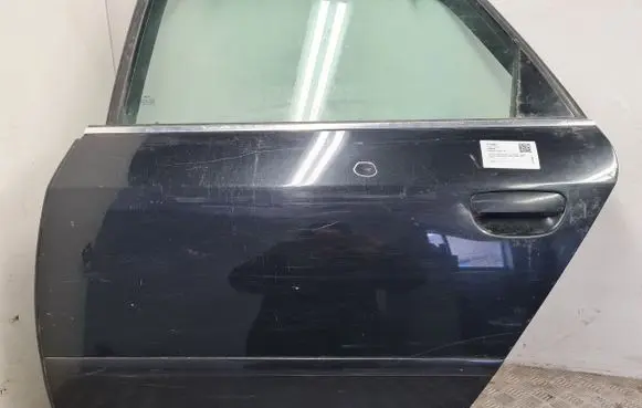 Audi A6 S6 C5 4B Rear door