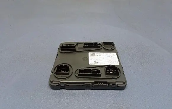 Audi Q7 4L Comfort/convenience module 8W1907064FP