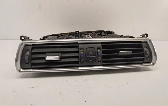 BMW 5 GT F07 Dash center air vent grill 9142590 64229142590