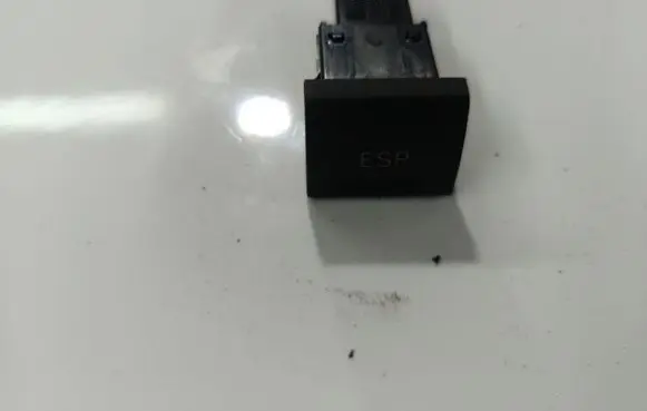 Audi A6 S6 C5 4B ESP (stability program) switch 3102841