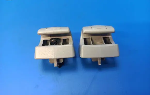 Sun visor clip/hook/bracket