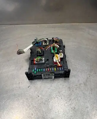 Citroen Berlingo Fuse box set 9678477080 230348801 20977771