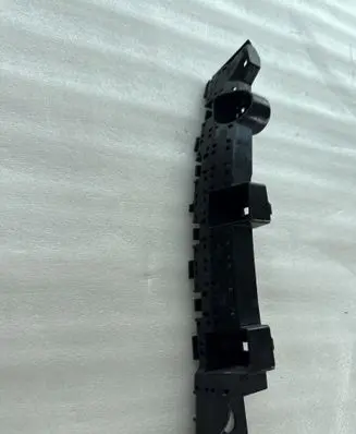 Subaru Forester SK Front bumper mounting bracket 57707SJ020 57707SJ021