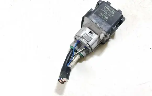 Toyota RAV 4 (XA30) Glow plug pre-heat relay 2861067010 28610-67010