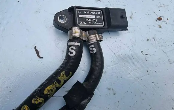 Fiat Ducato Exhaust gas pressure sensor 55241075 0281006287 55200301