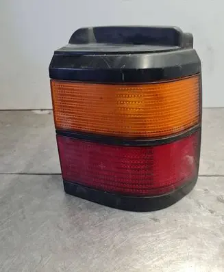 Volkswagen PASSAT B3 Rear/tail lights 333945112