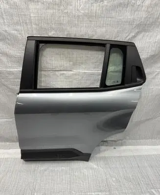 Jeep Avenger Rear door 