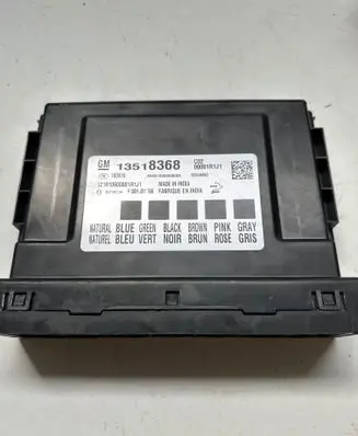 Opel Insignia B Comfort/convenience module 13518368 00001R1J1 8360100000000X