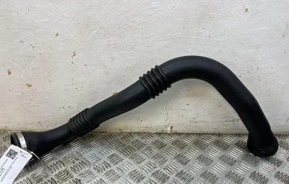 Intercooler hose/pipe