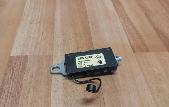 Renault Espace IV Radio antenna 282308465R 55471300275