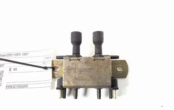 Mercedes-Benz C W202 Valve A0025400697