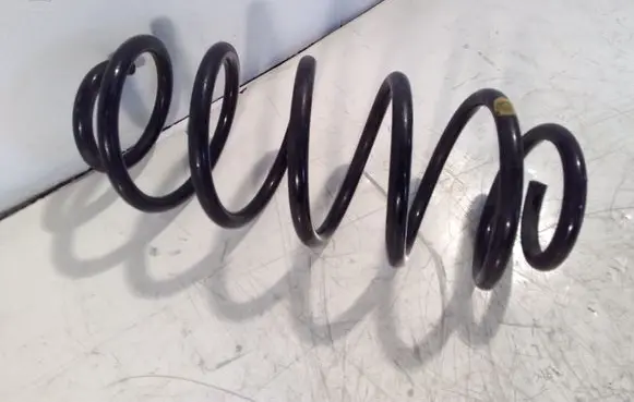 Toyota Yaris Rear coil spring