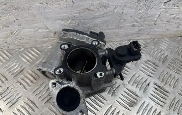 Nissan X-Trail T32 EGR valve A2C53412016 H820098708 147105543R