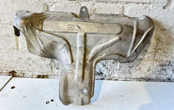 Volvo S80 Exhaust heat shield 31293261