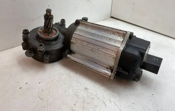 Volkswagen Scirocco Steering rack electric part 1K0909144R