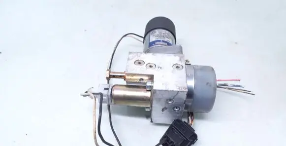 Volkswagen Phaeton Tailgate hydraulic pump motor 3D5827383A
