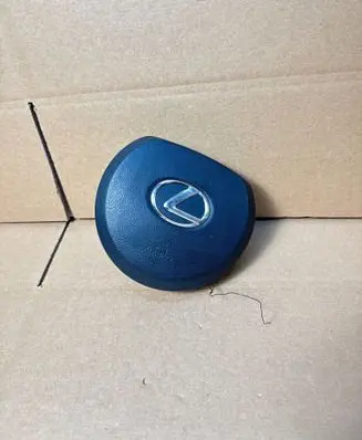 Lexus CT 200H Steering wheel airbag 4513076020C0