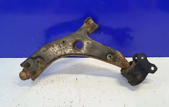 Volvo S40 Front lower control arm/wishbone 31277465
